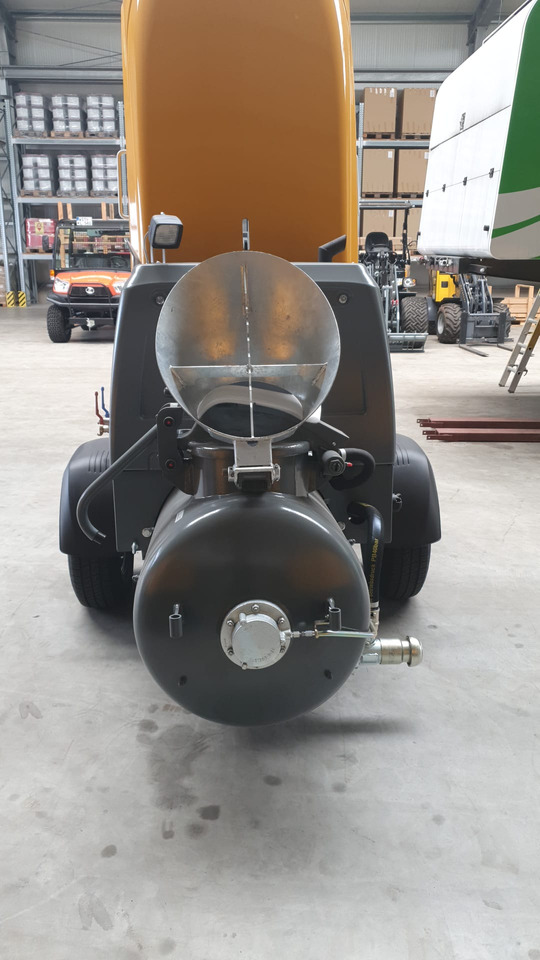 PUTZMEISTER M740D Model 4 - Autopompă de beton: Foto 3 PUTZMEISTER M740D Model 4 - Autopompă de beton: Foto 3