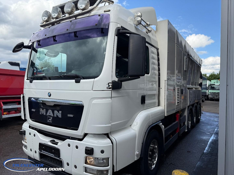 MAN TGS 35.480 RSP Saugbagger, 8x4, Euro 5, Remote driving, Handgeschakeld - Maşină pentru vidanjări: Foto 3 MAN TGS 35.480 RSP Saugbagger, 8x4, Euro 5, Remote driving, Handgeschakeld - Maşină pentru vidanjări: Foto 3