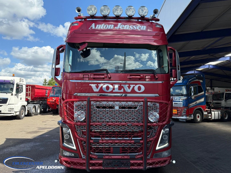 Volvo FH 750 6x4 Tandemlift, Retarder, PTO - Camion şasiu: Foto 5 Volvo FH 750 6x4 Tandemlift, Retarder, PTO - Camion şasiu: Foto 5