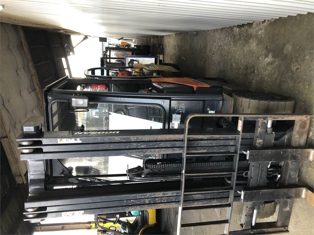 Doosan G20 SC-5 - Stivuitor GPL: Foto 2 Doosan G20 SC-5 - Stivuitor GPL: Foto 2