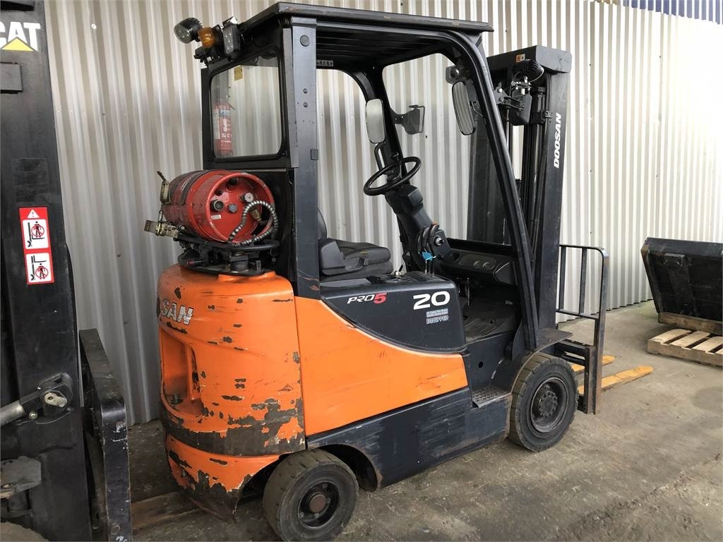 Doosan G20 SC-5 - Stivuitor GPL: Foto 4 Doosan G20 SC-5 - Stivuitor GPL: Foto 4