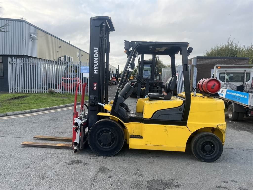 Hyundai 35L-7A - Stivuitor GPL: Foto 1 Hyundai 35L-7A - Stivuitor GPL: Foto 1
