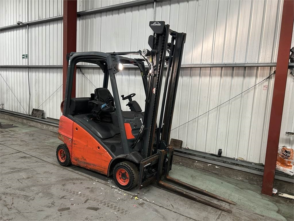 Linde H14T-01 - Stivuitor GPL: Foto 4 Linde H14T-01 - Stivuitor GPL: Foto 4