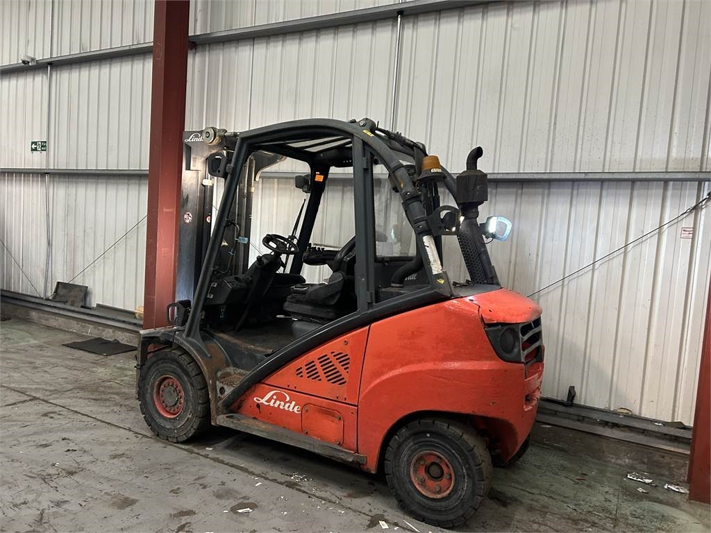Linde H30D - Stivuitor diesel: Foto 3 Linde H30D - Stivuitor diesel: Foto 3