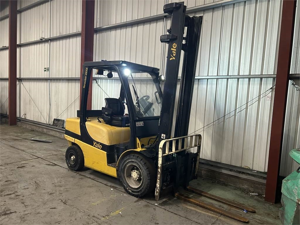 Yale GDP35VX - Stivuitor diesel: Foto 4 Yale GDP35VX - Stivuitor diesel: Foto 4