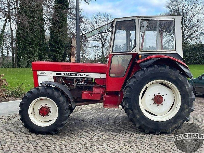 Case IH 946 - Tractor agricol: Foto 2 Case IH 946 - Tractor agricol: Foto 2