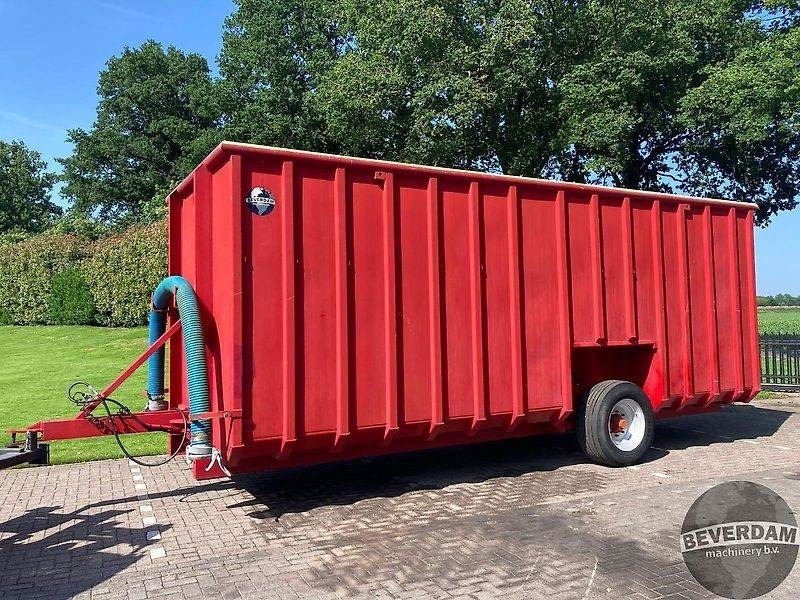 Roda 44M3 mestcontainer - Utilaje agricole: Foto 1 Roda 44M3 mestcontainer - Utilaje agricole: Foto 1