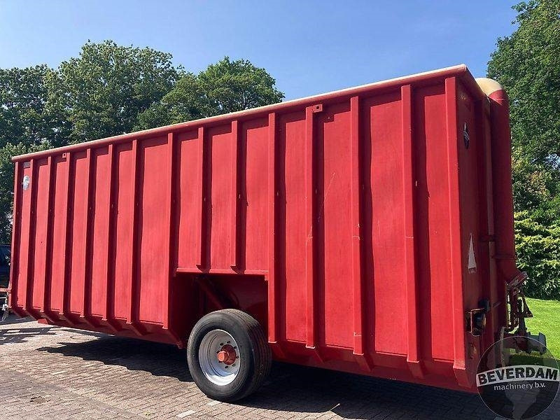 Roda 44M3 mestcontainer - Utilaje agricole: Foto 2 Roda 44M3 mestcontainer - Utilaje agricole: Foto 2