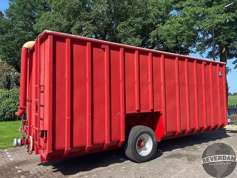 Roda 44M3 mestcontainer - Utilaje agricole: Foto 3 Roda 44M3 mestcontainer - Utilaje agricole: Foto 3