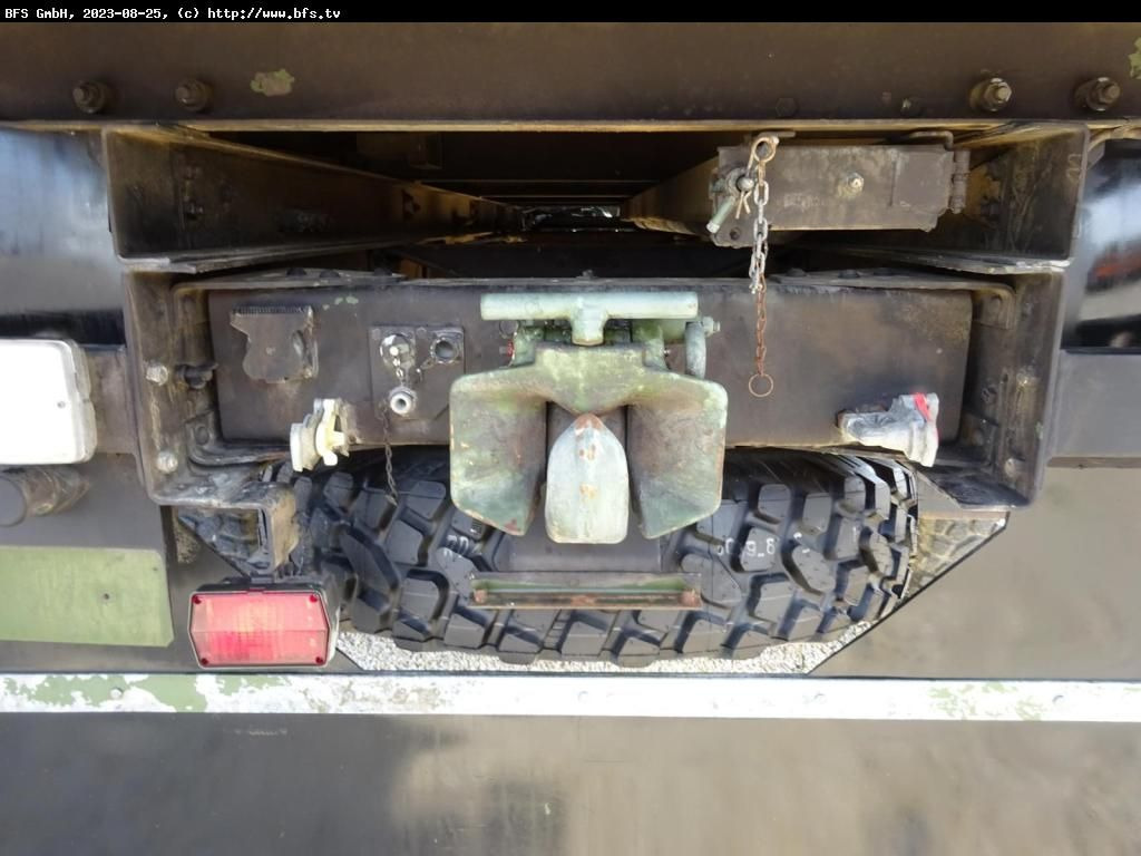 Iveco Magirus 110-17 AW oldtimerfähig - Camion cu prelată: Foto 4 Iveco Magirus 110-17 AW oldtimerfähig - Camion cu prelată: Foto 4