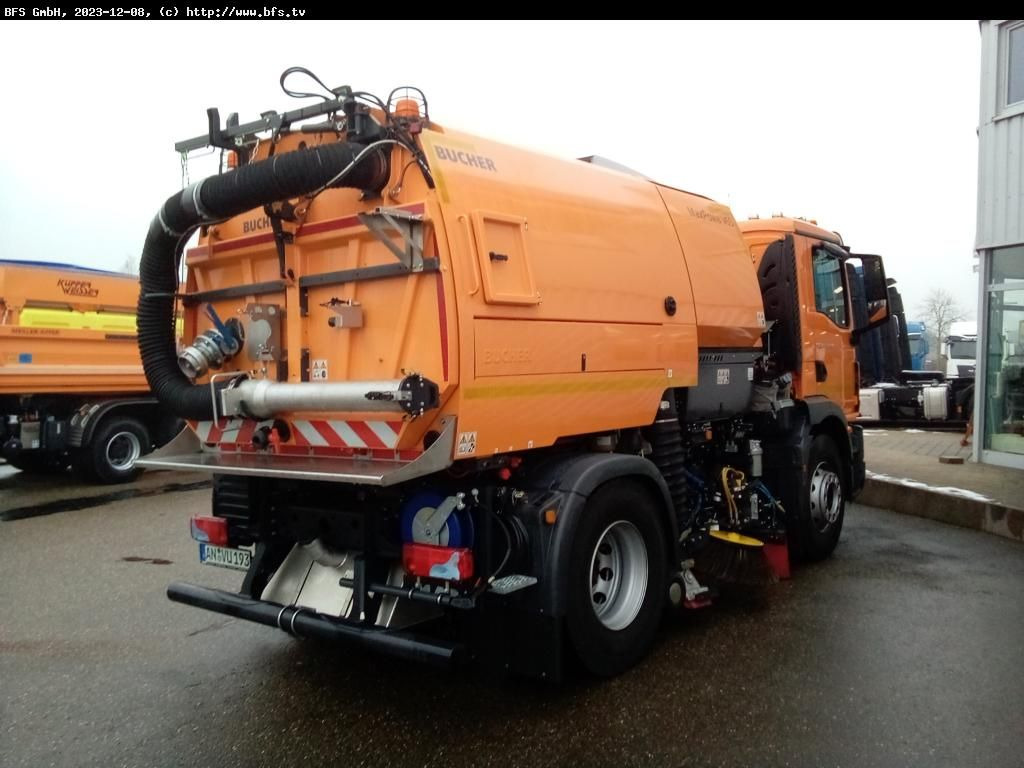MAN TGM 18.250 4x2 BL Bucher V65_Twin - Măturătoare stradală: Foto 2 MAN TGM 18.250 4x2 BL Bucher V65_Twin - Măturătoare stradală: Foto 2