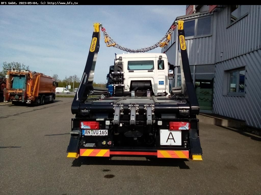 MAN TGS (TG3) 26.430 6x2-4 BL CH VL-Achser, Palfinge - Camion basculantă: Foto 2 MAN TGS (TG3) 26.430 6x2-4 BL CH VL-Achser, Palfinge - Camion basculantă: Foto 2