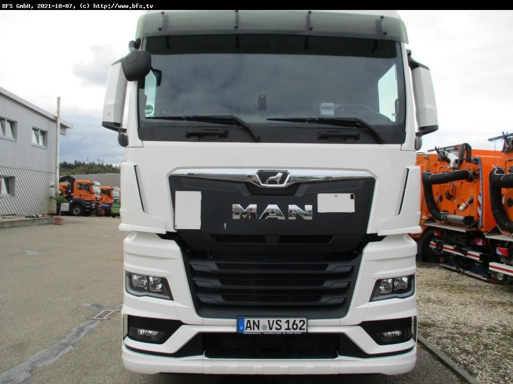 MAN TGX (TG3) 26.510 6x2-4 LL CH Multiwechsler - Camion transport containere/ Swap body: Foto 2 MAN TGX (TG3) 26.510 6x2-4 LL CH Multiwechsler - Camion transport containere/ Swap body: Foto 2