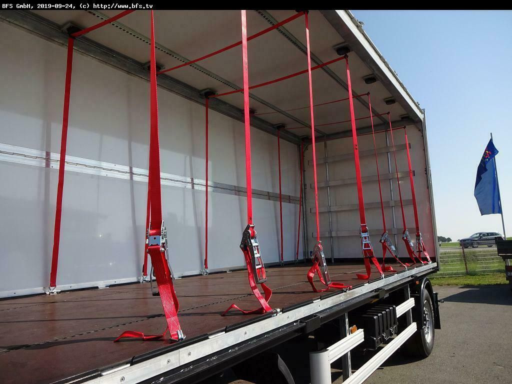 Wingliner Schwenkwand Hydraulisch CODE XL - Remorcă furgon: Foto 1 Wingliner Schwenkwand Hydraulisch CODE XL - Remorcă furgon: Foto 1