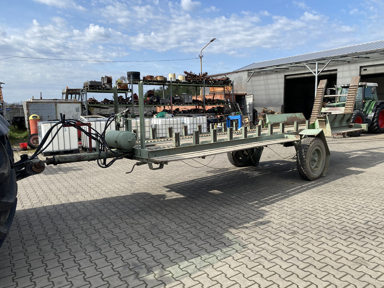 FORTSCHRITT HTS 30.04/1 Przyczepa do skrzyniopalet samowyladowcza - Remorcă agricolă: Foto 1 FORTSCHRITT HTS 30.04/1 Przyczepa do skrzyniopalet samowyladowcza - Remorcă agricolă: Foto 1