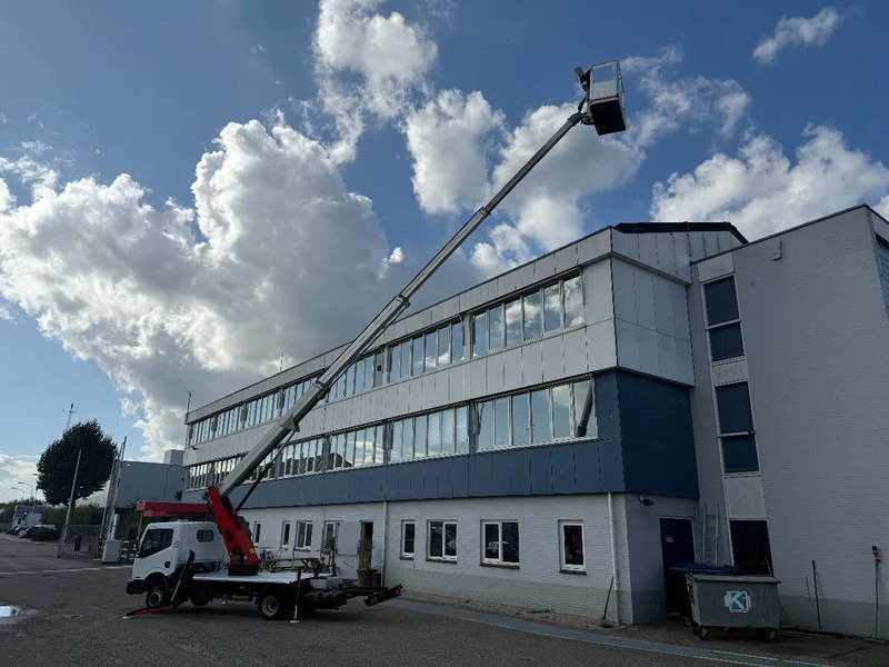 Autoutilitară Nissan 35-12 PALFINGER HOOGWERKER 20 METER: Foto 15 Autoutilitară Nissan 35-12 PALFINGER HOOGWERKER 20 METER: Foto 15