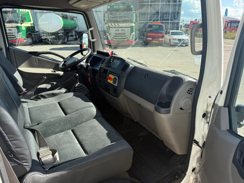 Autoutilitară Nissan 35-12 PALFINGER HOOGWERKER 20 METER: Foto 20 Autoutilitară Nissan 35-12 PALFINGER HOOGWERKER 20 METER: Foto 20