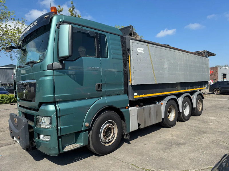 MAN TGX 35.500 8X4 VAKO BANDLOSSER - Camion: Foto 1 MAN TGX 35.500 8X4 VAKO BANDLOSSER - Camion: Foto 1