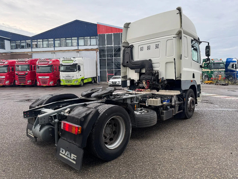 DAF CF 85.460 4X2 EURO 5 SLEEPER CAB - Cap tractor: Foto 4 DAF CF 85.460 4X2 EURO 5 SLEEPER CAB - Cap tractor: Foto 4