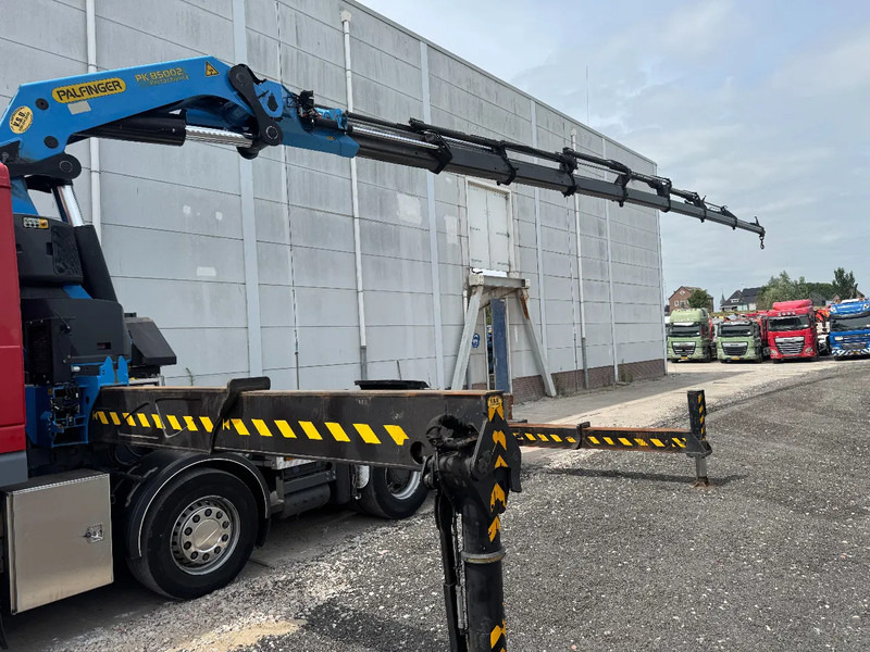 DAF XF 105.460 8X4 PALFINGER PK78002+ REMOTE CONTROL HUB REDUCTION TÜV TILL 03-2026 - Cap tractor: Foto 4 DAF XF 105.460 8X4 PALFINGER PK78002+ REMOTE CONTROL HUB REDUCTION TÜV TILL 03-2026 - Cap tractor: Foto 4