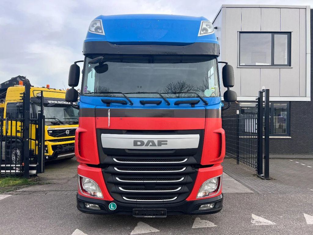 DAF XF 440 SSC 4X2 EURO 6 MEGA - Cap tractor: Foto 2 DAF XF 440 SSC 4X2 EURO 6 MEGA - Cap tractor: Foto 2