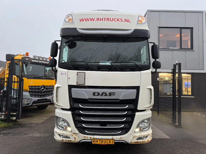 DAF XF 450 6X2 - EURO 6 + LIFT/STEERING AXLE - Cap tractor: Foto 2 DAF XF 450 6X2 - EURO 6 + LIFT/STEERING AXLE - Cap tractor: Foto 2