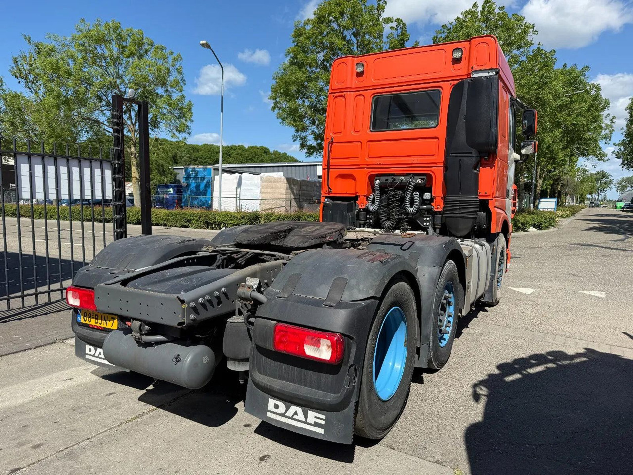 DAF XF 460 6X2 EURO 6 - ONLY 596.110 KM - Cap tractor: Foto 5 DAF XF 460 6X2 EURO 6 - ONLY 596.110 KM - Cap tractor: Foto 5
