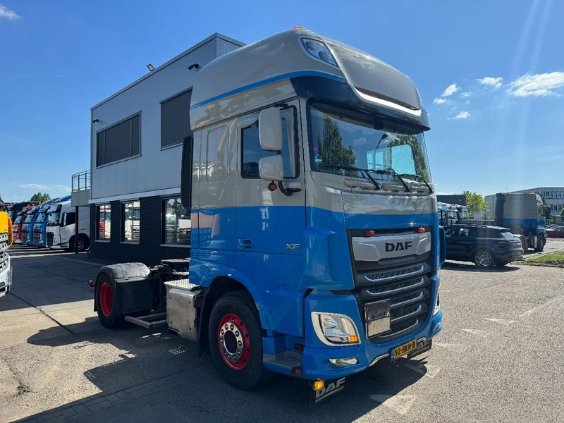 DAF XF 480 4X2 EURO 6 ADR SPECIAL INTERIOR 2018 - Cap tractor: Foto 3 DAF XF 480 4X2 EURO 6 ADR SPECIAL INTERIOR 2018 - Cap tractor: Foto 3