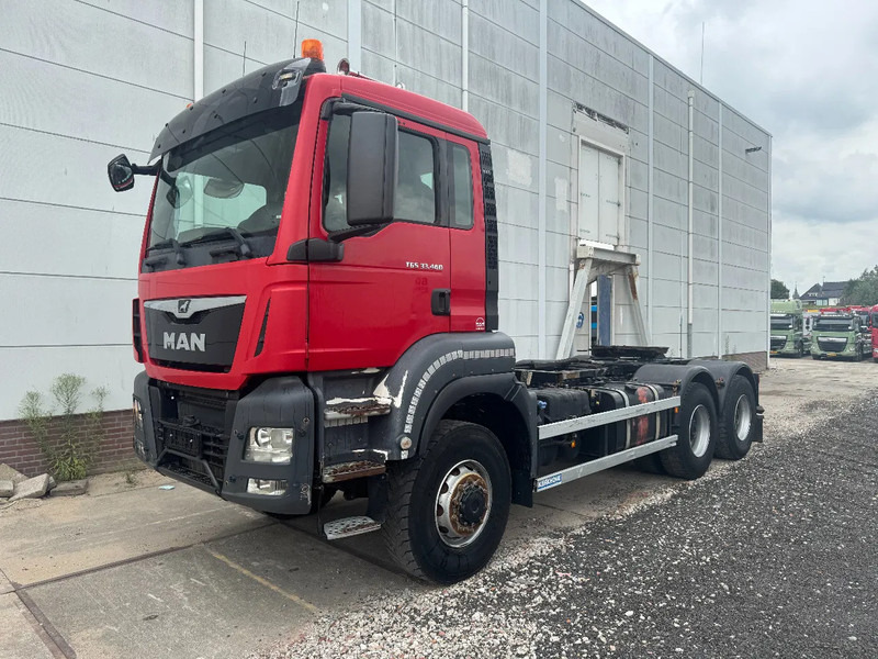 MAN TGS 33.460 6X6 BBS - EURO 6 - FULL STEEL SUSP.! + ROCKINGER - Cap tractor: Foto 1 MAN TGS 33.460 6X6 BBS - EURO 6 - FULL STEEL SUSP.! + ROCKINGER - Cap tractor: Foto 1
