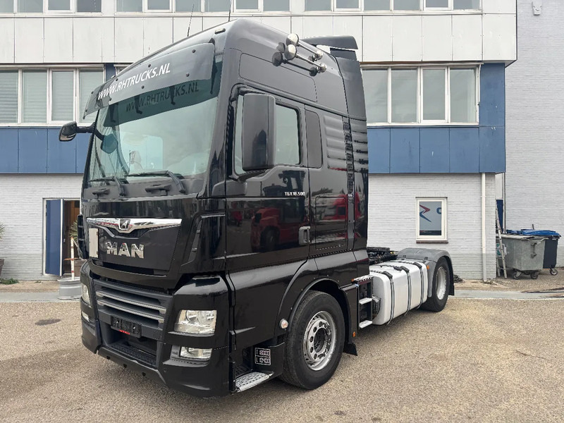 MAN TGX 18.500 4X2 EURO 6 - Cap tractor: Foto 1 MAN TGX 18.500 4X2 EURO 6 - Cap tractor: Foto 1
