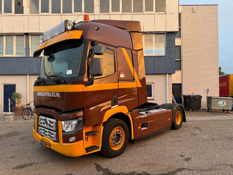 Renault T460 4X2 EURO 6 SKIRTS MOT 03-2026 - Cap tractor: Foto 1 Renault T460 4X2 EURO 6 SKIRTS MOT 03-2026 - Cap tractor: Foto 1