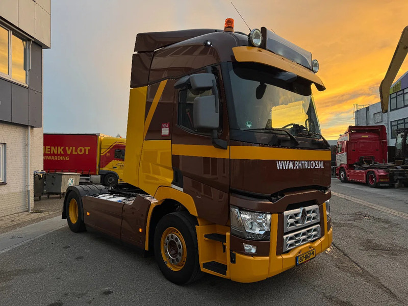 Renault T460 4X2 EURO 6 SKIRTS MOT 03-2026 - Cap tractor: Foto 3 Renault T460 4X2 EURO 6 SKIRTS MOT 03-2026 - Cap tractor: Foto 3