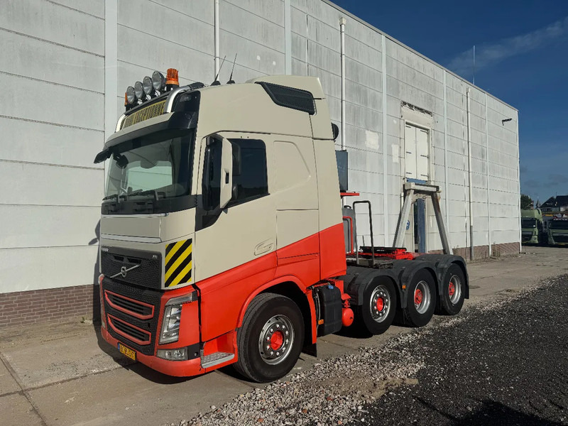 Volvo FH 13.540 8X4, 150 TON, INTARDER, 566862 KM - Cap tractor: Foto 1 Volvo FH 13.540 8X4, 150 TON, INTARDER, 566862 KM - Cap tractor: Foto 1