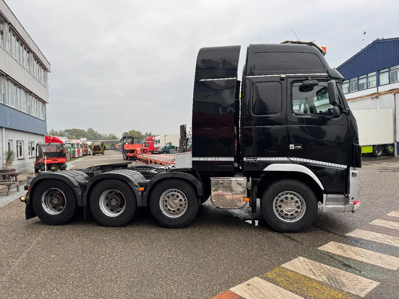 Volvo FH 16.750 8X4 - 160 TON + RETARDER - Cap tractor: Foto 4 Volvo FH 16.750 8X4 - 160 TON + RETARDER - Cap tractor: Foto 4