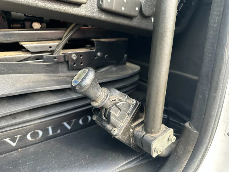 Cap tractor Volvo FH 16.750 8X4, 180 TON POWER STEERING HYDRAULIC: Foto 20 Cap tractor Volvo FH 16.750 8X4, 180 TON POWER STEERING HYDRAULIC: Foto 20