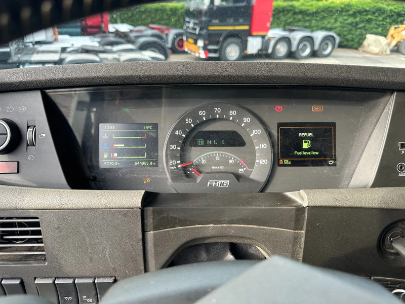 Cap tractor Volvo FH 16.750 8X4, 180 TON POWER STEERING HYDRAULIC: Foto 17 Cap tractor Volvo FH 16.750 8X4, 180 TON POWER STEERING HYDRAULIC: Foto 17