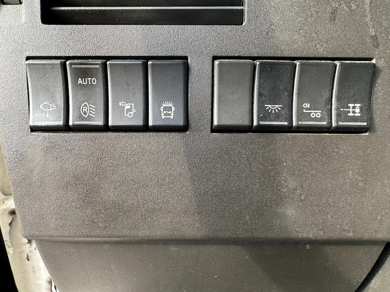 Cap tractor Volvo FH 16.750 8X4, 180 TON POWER STEERING HYDRAULIC: Foto 18 Cap tractor Volvo FH 16.750 8X4, 180 TON POWER STEERING HYDRAULIC: Foto 18