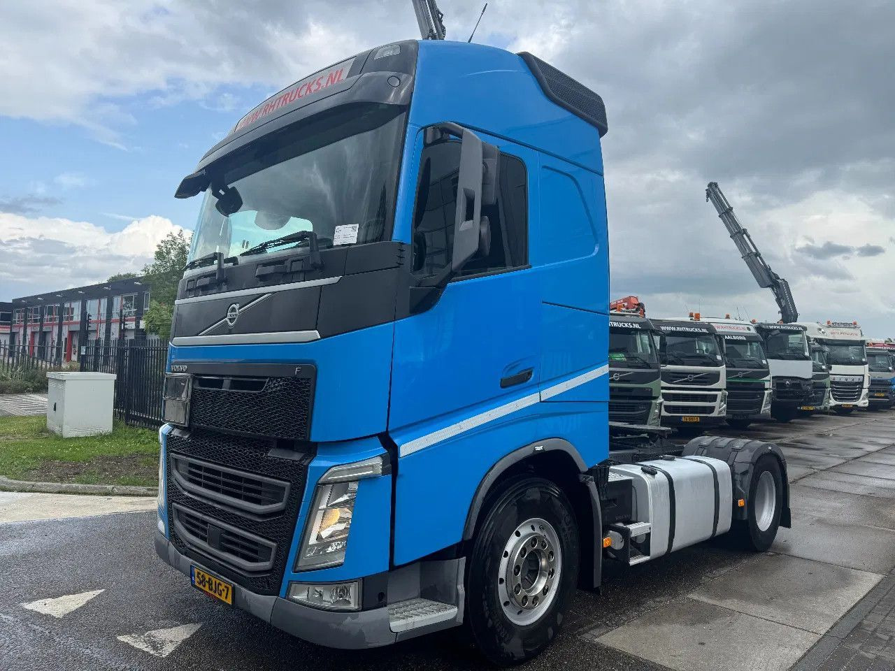 Volvo FH 420 4X2 ADR EURO 6 ALCOA - Cap tractor: Foto 1 Volvo FH 420 4X2 ADR EURO 6 ALCOA - Cap tractor: Foto 1