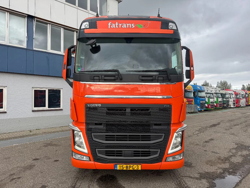 Volvo FH 500 4X2 EURO 6 SKIRTS STANDKLIMA - Cap tractor: Foto 3 Volvo FH 500 4X2 EURO 6 SKIRTS STANDKLIMA - Cap tractor: Foto 3
