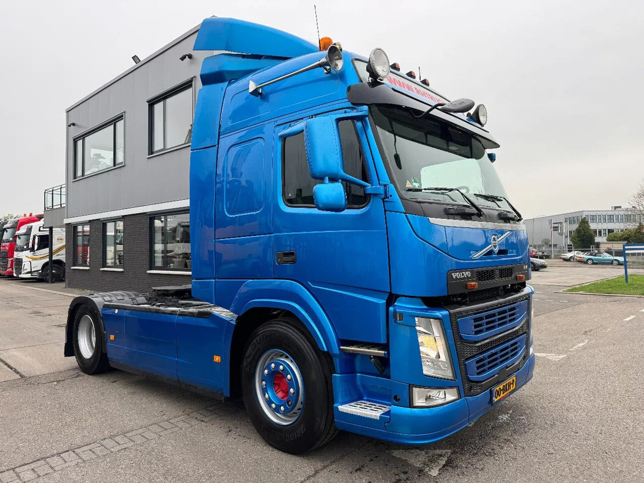 Volvo FM 370 4X2 EURO 6 SKIRTS TÜV TILL 10-2025 - Cap tractor: Foto 3 Volvo FM 370 4X2 EURO 6 SKIRTS TÜV TILL 10-2025 - Cap tractor: Foto 3