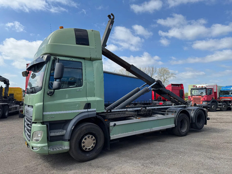 DAF CF 450 6X2 EURO 6 VDL 21T HOOK LIFTING AXLE - Camion cu cârlig: Foto 1 DAF CF 450 6X2 EURO 6 VDL 21T HOOK LIFTING AXLE - Camion cu cârlig: Foto 1