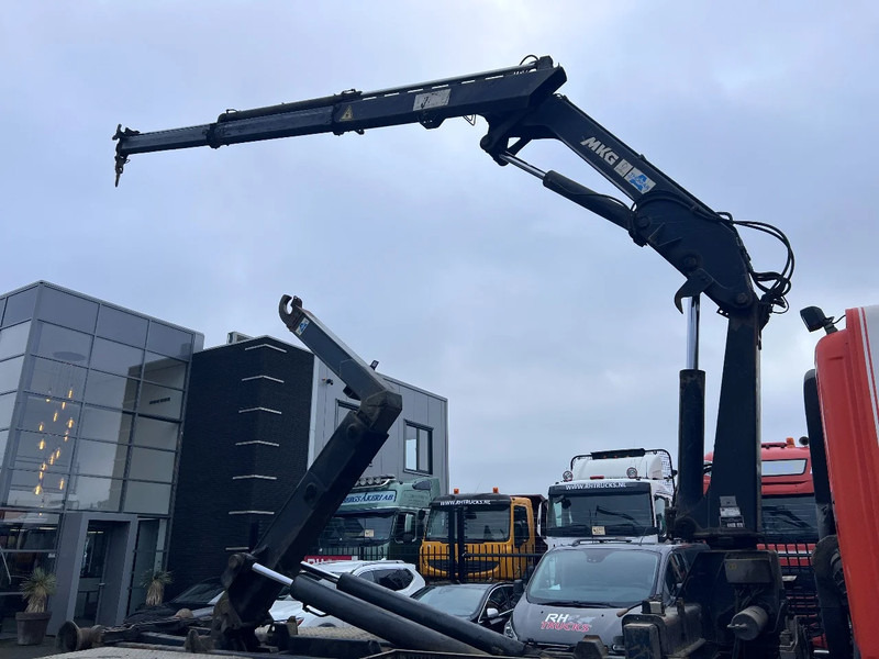 DAF CF 85.380 6X2 + MKG 141 A2 CRANE + 20 TON HOOKLIFT - EURO 3 - MANUAL GEAR - 10 TYRES - Camion cu cârlig, Camion cu macara: Foto 4 DAF CF 85.380 6X2 + MKG 141 A2 CRANE + 20 TON HOOKLIFT - EURO 3 - MANUAL GEAR - 10 TYRES - Camion cu cârlig, Camion cu macara: Foto 4