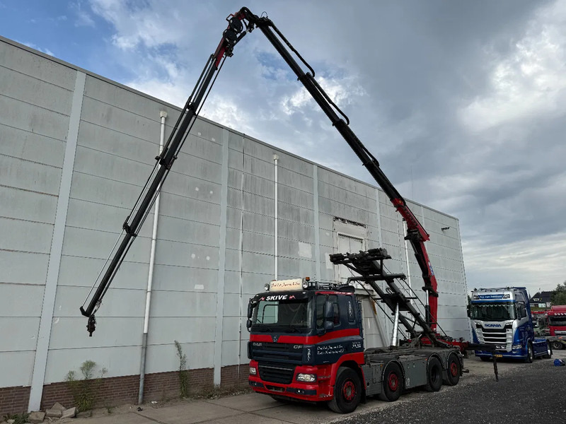 DAF CF 85.460 8X2 + YEAR 2016 HMF CRANE 2620-K4 + FLYJIB + WINCH + REMOTE - Camion cu sistem de cablu, Camion cu macara: Foto 1 DAF CF 85.460 8X2 + YEAR 2016 HMF CRANE 2620-K4 + FLYJIB + WINCH + REMOTE - Camion cu sistem de cablu, Camion cu macara: Foto 1