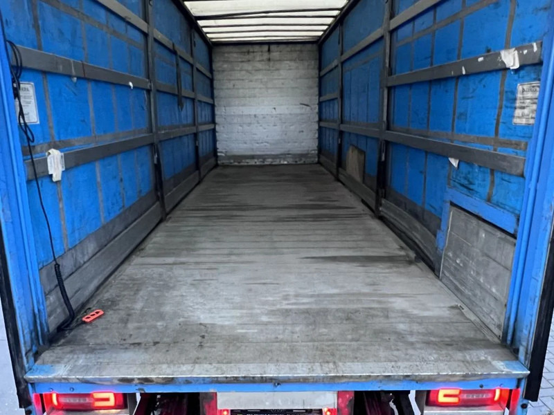 Camion cu prelată DAF LF 250 4X2 EURO 6 418.609KM BOX 8.5M ZEPRO LOAD LIFT: Foto 7 Camion cu prelată DAF LF 250 4X2 EURO 6 418.609KM BOX 8.5M ZEPRO LOAD LIFT: Foto 7