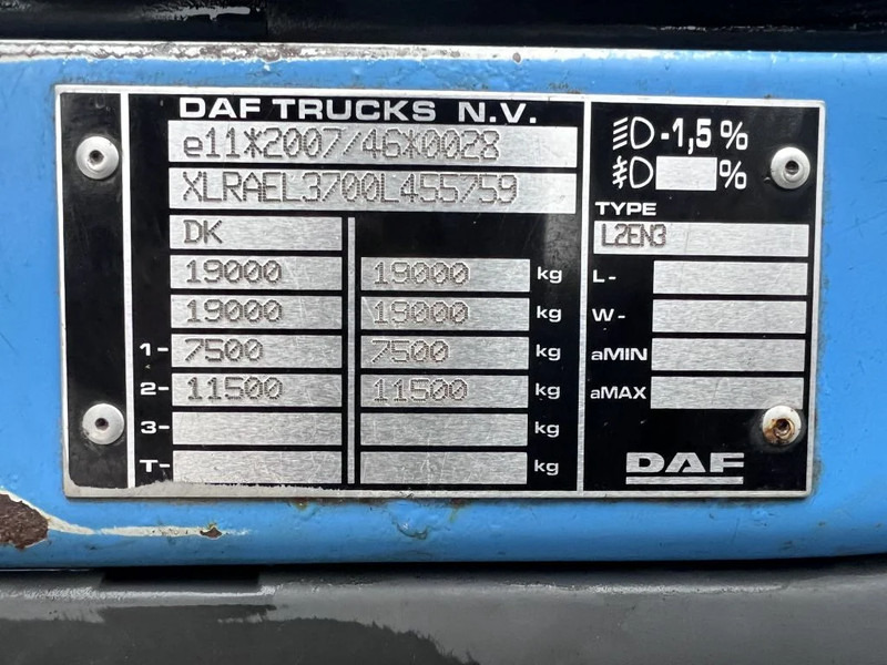 Camion cu prelată DAF LF 250 4X2 EURO 6 418.609KM BOX 8.5M ZEPRO LOAD LIFT: Foto 12 Camion cu prelată DAF LF 250 4X2 EURO 6 418.609KM BOX 8.5M ZEPRO LOAD LIFT: Foto 12