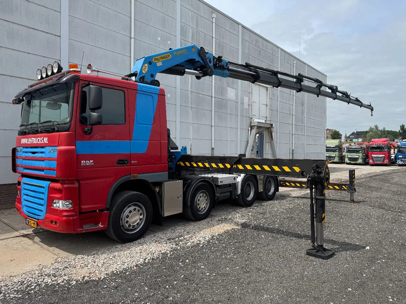 DAF XF 105.460 8X4 PALFINGER PK78002+ REMOTE CONTROL HUB REDUCTION TÜV TILL 03-2026 - Camion cu macara: Foto 1 DAF XF 105.460 8X4 PALFINGER PK78002+ REMOTE CONTROL HUB REDUCTION TÜV TILL 03-2026 - Camion cu macara: Foto 1