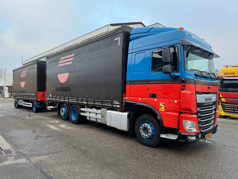 DAF XF 440 6X2 EURO 6 + HERTOGHS HANGER 2X BPW AXLE DHOLLANDIA 3000 KG - Camion cu prelată: Foto 3 DAF XF 440 6X2 EURO 6 + HERTOGHS HANGER 2X BPW AXLE DHOLLANDIA 3000 KG - Camion cu prelată: Foto 3