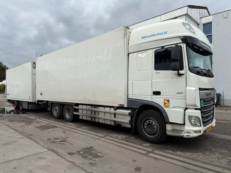 DAF XF 480 6X2 + 2 AXLE HANGER + TRS COOLING + DHOLLANDIA LIFT (2x) - Camion frigider: Foto 3 DAF XF 480 6X2 + 2 AXLE HANGER + TRS COOLING + DHOLLANDIA LIFT (2x) - Camion frigider: Foto 3