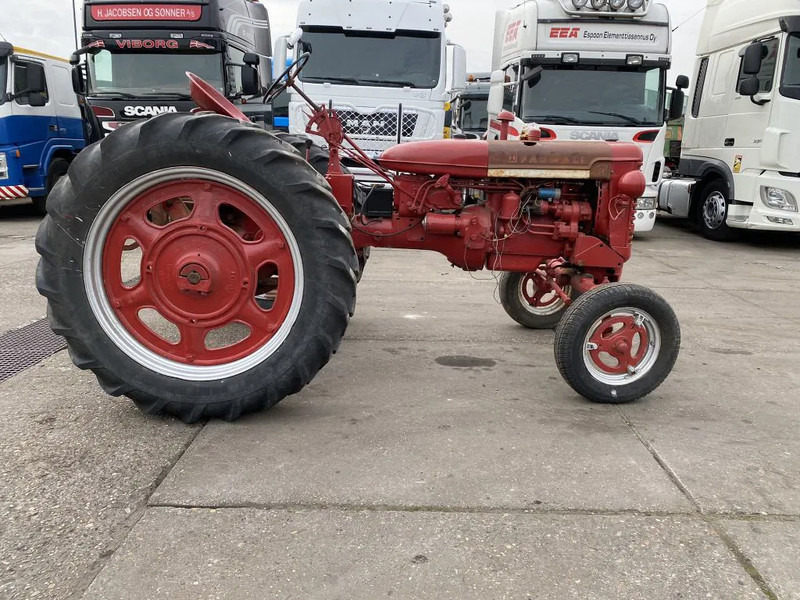 Farmall SUPER F.C. SUPER F.C. TRAKTOR - Tractor agricol: Foto 4 Farmall SUPER F.C. SUPER F.C. TRAKTOR - Tractor agricol: Foto 4
