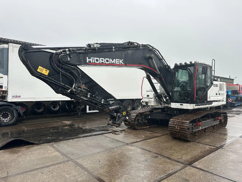 Hidromek HMK 230LC-4 CE, 700 MM PADS, CV, PIPED AUX PIPING,QH, AUTO LUBE, AC REVERSE CAMERA - Excavator pe şenile: Foto 3 Hidromek HMK 230LC-4 CE, 700 MM PADS, CV, PIPED AUX PIPING,QH, AUTO LUBE, AC REVERSE CAMERA - Excavator pe şenile: Foto 3